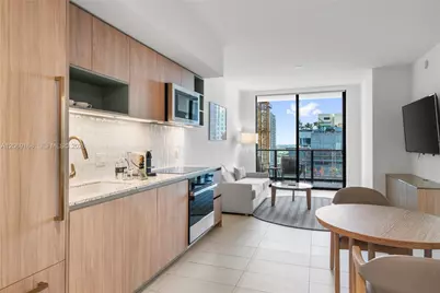 159 NE 6th St #2804, Miami, FL 33132 - Photo 2