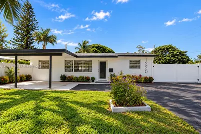 1220 NE 8th St, Pompano Beach, FL 33060 - Photo 2