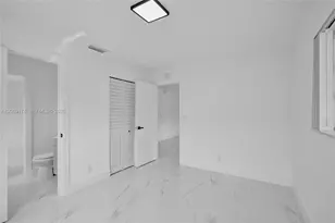 1220 NE 8th St, Pompano Beach, FL 33060 - Photo 52