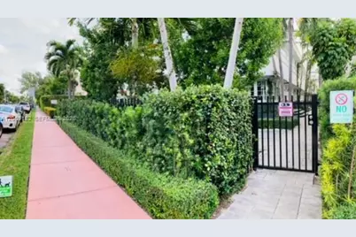1211 Euclid Ave #7, Miami Beach, FL 33139 - Photo 2