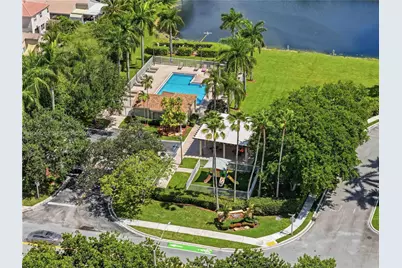 15845 NW 14th Rd, Pembroke Pines, FL 33028 - Photo 36