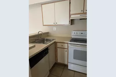 7200 NW 179th St #310, Hialeah, FL 33015 - Photo 2