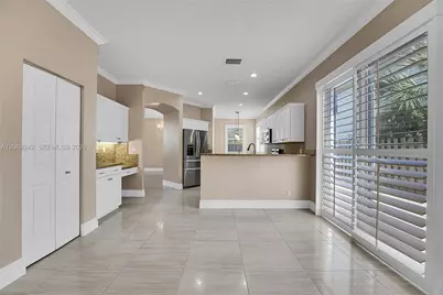 1905 Capeside Cir #1905, Wellington, FL 33414 - Photo 8