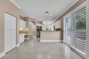 1905 Capeside Cir, Wellington, FL 33414 - Photo 8