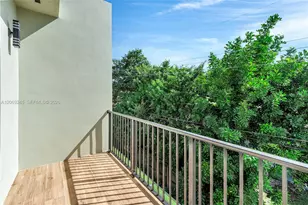 828 NE 14th St, Fort Lauderdale, FL 33304 - Photo 26