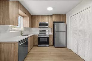 2418 Polk St, Hollywood, FL 33020 - Photo 1