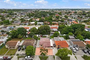 142 W 35th St, Hialeah, FL 33012 - Photo 40