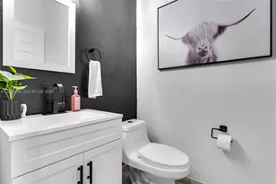 2583 SE 13th Ct, Homestead, FL 33035 - Photo 14