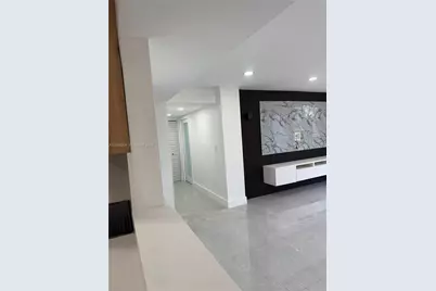 8635 NW 8th St #413, Miami, FL 33126 - Photo 8