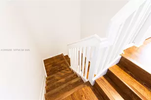 11103 NW 83rd St, Doral, FL 33178 - Photo 14