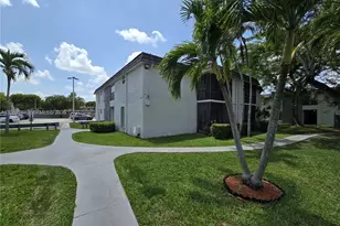 10375 N Kendall Dr, Miami, FL 33176 - Photo 2