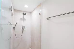16500 Collins Ave, Sunny Isles Beach, FL 33160 - Photo 50