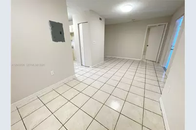 800 SW 10th Ave #830, Hallandale Beach, FL 33009 - Photo 6