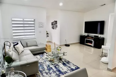 10157 NW 129th Ter #0, Hialeah Gardens, FL 33018 - Photo 4