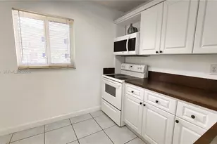 7910 Camino Real, Miami, FL 33143 - Photo 6