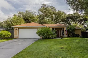 1098 Mission Ln, Other City - In The State Of Florida, FL 33935 - Photo 4