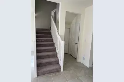 11447 W 34th Ct, Hialeah, FL 33018 - Photo 12