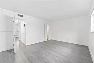 222 N Federal Hwy, Deerfield Beach, FL 33441 - Photo 16