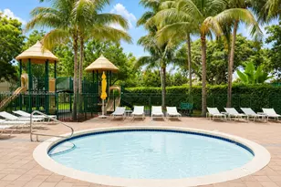 19501 W Country Club Dr, Aventura, FL 33180 - Photo 14
