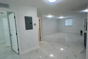 1860 NW 19th St, Miami, FL 33125 - Photo 8