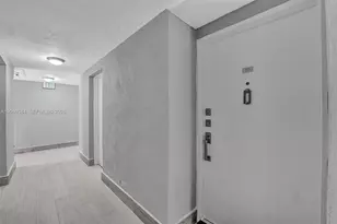 7401 SW 82nd St, Miami, FL 33143 - Photo 10