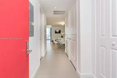 1600 NE 1st Ave #1204, Miami, FL 33132 - Photo 2