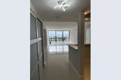 20515 E Country Club Dr #1749, Aventura, FL 33180 - Photo 4