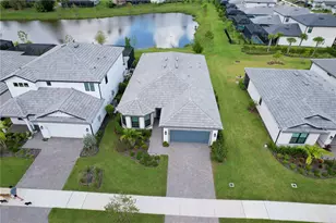 10383 Maddox Ln, Bonita Springs, FL 34135 - Photo 10