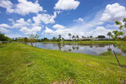 10383 Maddox Ln, Bonita Springs, FL 34135 - Photo 38