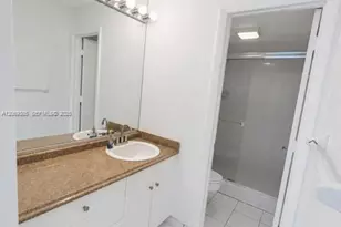 610 Tennis Club Dr, Fort Lauderdale, FL 33311 - Photo 14