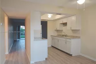 4705 SE 4th Pl, Cape Coral, FL 33904 - Photo 14