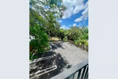1860 NW 19th St #203, Miami, FL 33125 - Photo 16