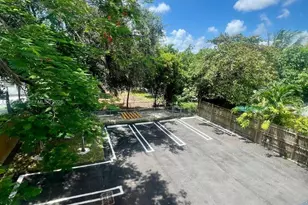 1860 NW 19th St, Miami, FL 33125 - Photo 16