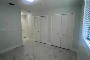 1860 NW 19th St, Miami, FL 33125 - Photo 8