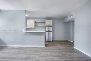 1135 8th St, Miami Beach, FL 33139 - Photo 4