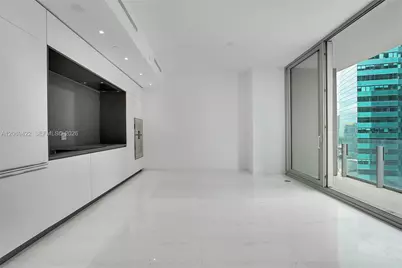 300 Biscayne Boulevard Way #3108, Miami, FL 33131 - Photo 4