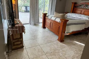 1676 S Goldeneye Ln, Homestead, FL 33035 - Photo 12