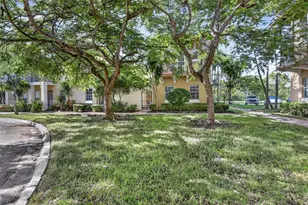 14601 SW 5th St, Pembroke Pines, FL 33027 - Photo 6