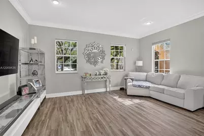 14601 SW 5th St, Pembroke Pines, FL 33027 - Photo 14