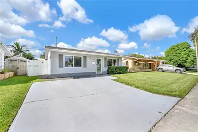 2710 NW 54th St, Tamarac, FL 33309 - Photo 2