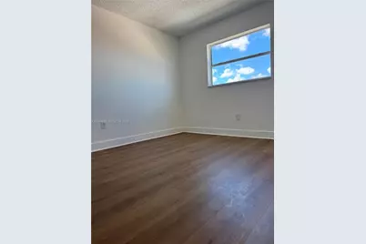 5441 W 24th Ave #60, Hialeah, FL 33016 - Photo 6