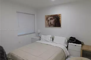 330 NW 43rd Pl, Miami, FL 33126 - Photo 14