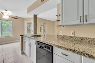 2667 NW 33rd St, Oakland Park, FL 33309 - Photo 4