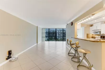 1000 Parkview Dr #614, Hallandale Beach, FL 33009 - Photo 4