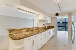 1000 Parkview Dr, Hallandale Beach, FL 33009 - Photo 6