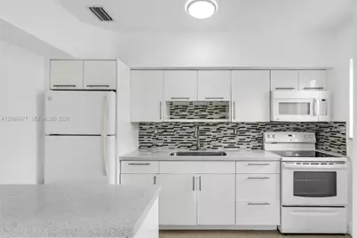 540 Beacom Blvd, Miami, FL 33135 - Photo 12