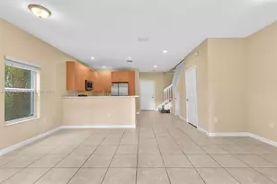 3102 NW 24th Way, Oakland Park, FL 33309 - Photo 8