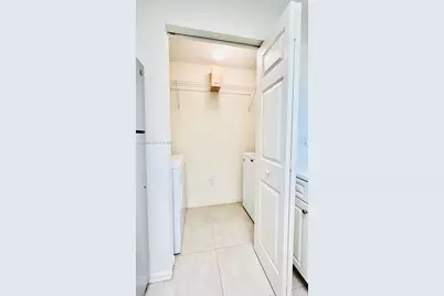 2807 Veronia Dr #201, Palm Beach Gardens, FL 33410 - Photo 8