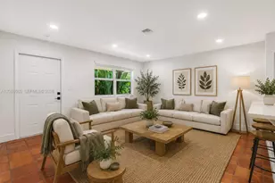 850 SW 12th Ct, Fort Lauderdale, FL 33315 - Photo 2