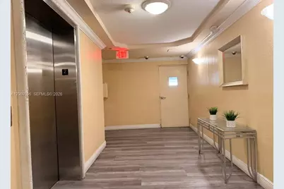 2415 NW 16th St Rd #207-1, Miami, FL 33125 - Photo 16